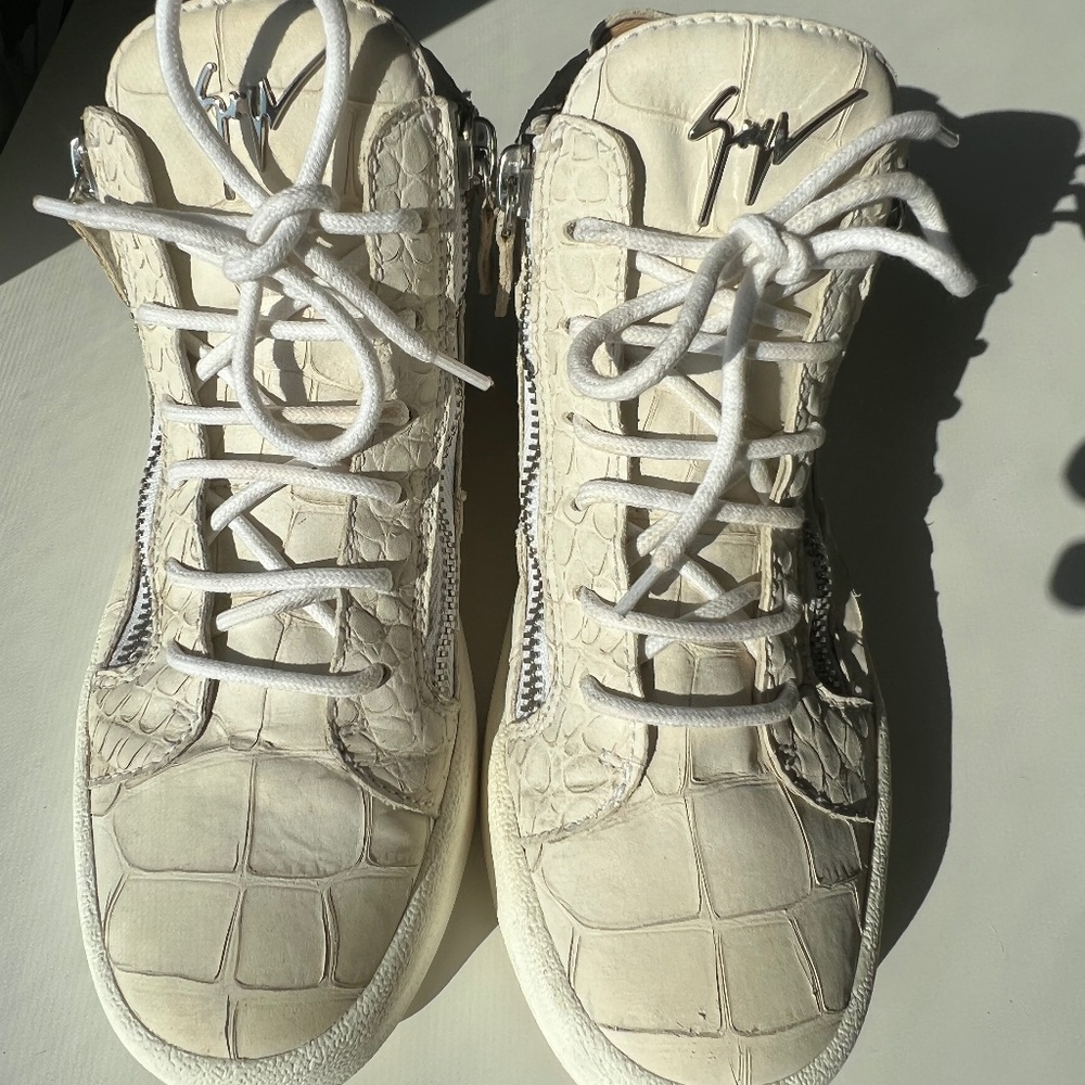 GIUUSEPPE ZANOTTI Clarabella Leather Mid-Top Sneakers